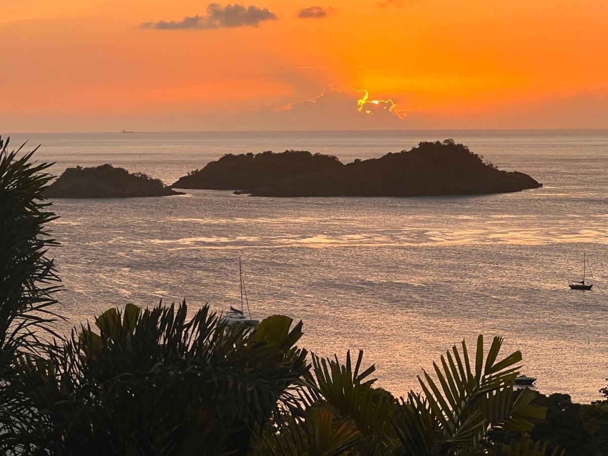 Sunset Palm - Villa Creole Avec Piscine Face Au Coucher De Soleil Et A La Reserve Cousteau Буянт Екстер'єр фото